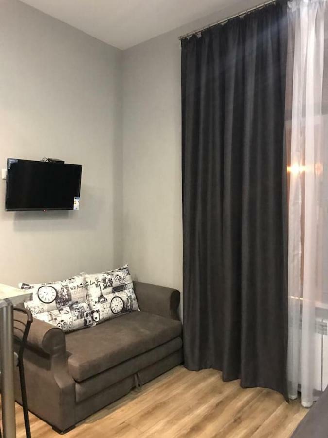 New Appartment-Studio Іn The Center Of Lviv Exterior foto