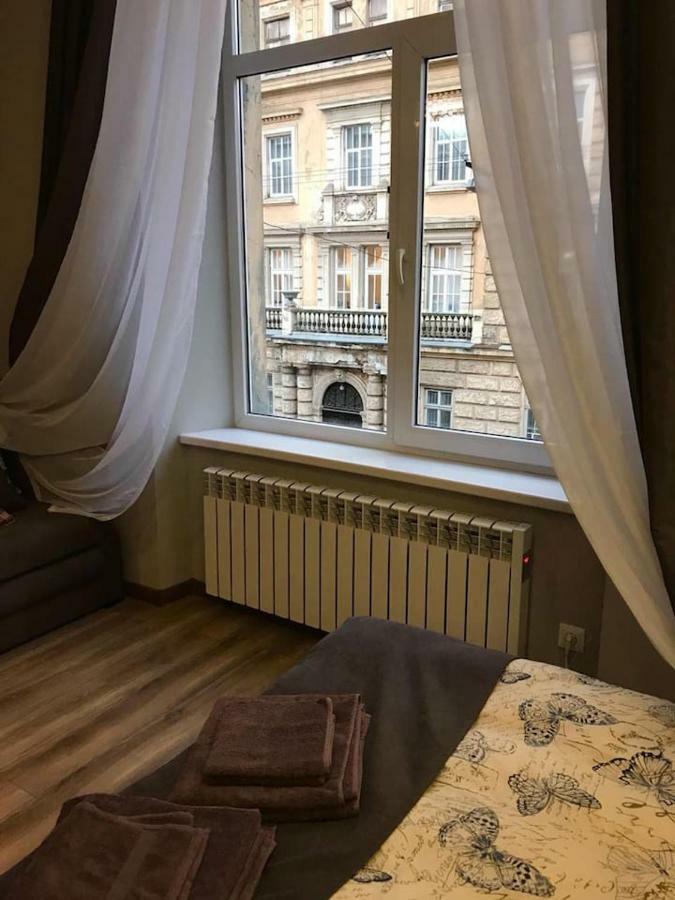 New Appartment-Studio Іn The Center Of Lviv Exterior foto